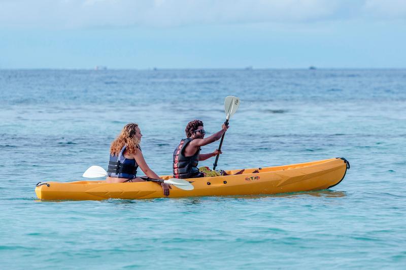 Velana Beach Hotel Maldives Маафуши Экстерьер фото